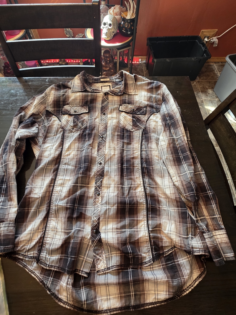 BKE Men's Plaid Button-Down Shirt in Brown and White
